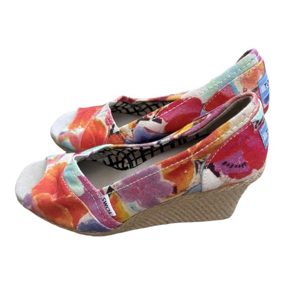 Toms Womens Calypso Corbel Classic Pump Wedge Heels Shoes Multicolor Floral 8W - Picture 2 of 8